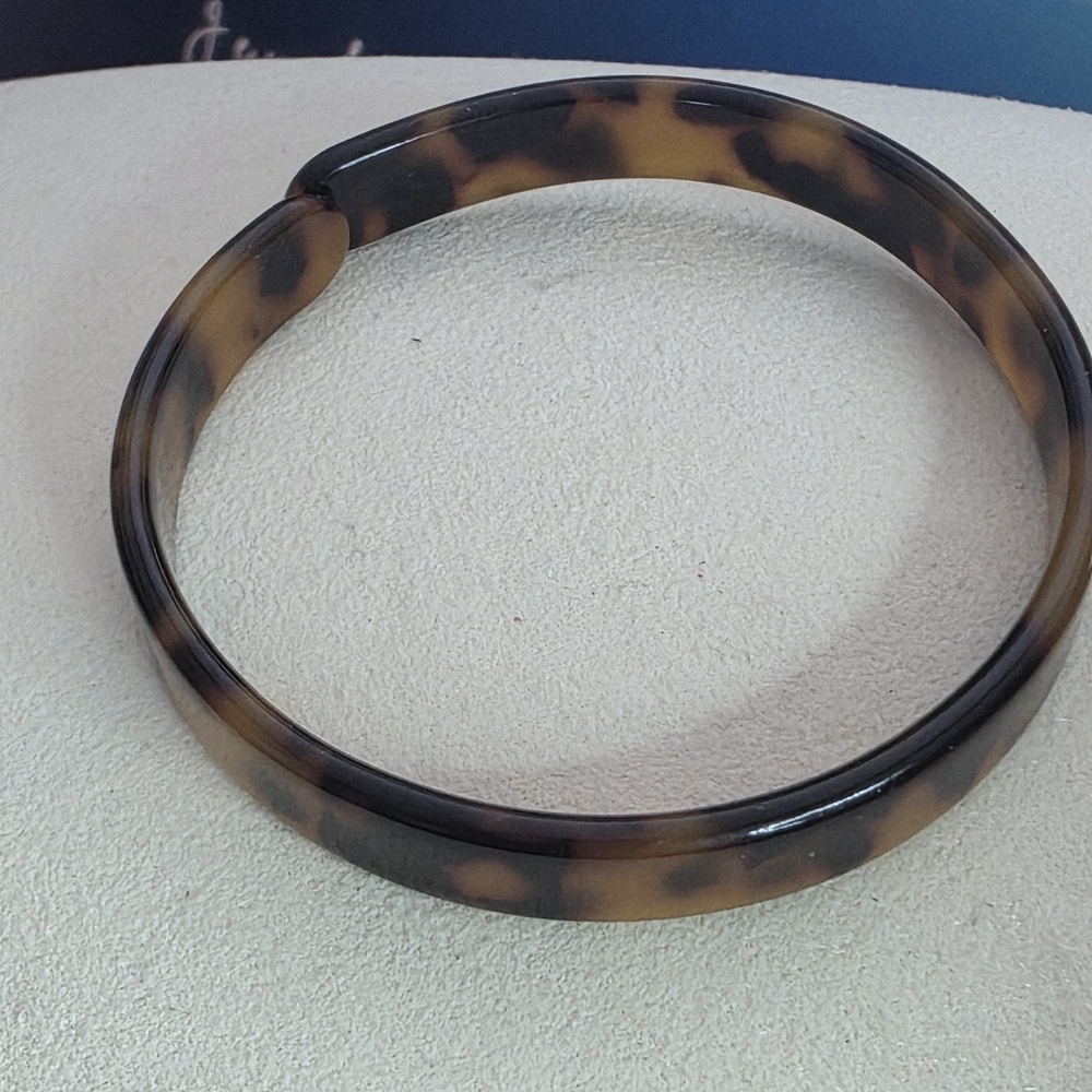 Madewell Gold Tone Cuff Bracelet Tortoise Bangle Stack Set Vintage Style - Picture 7 of 9